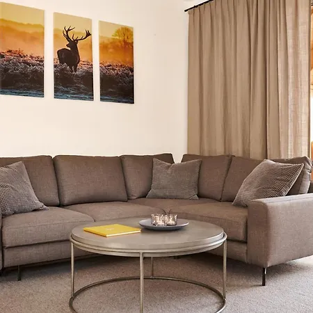 - Alm A13 By Aa Homes טאופליץ